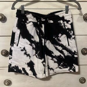 Hollister Men’s XS shorts